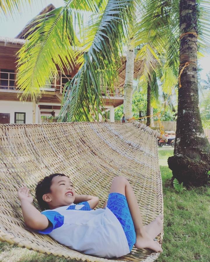 Siargao Sunflower Suites General Luna  Bagian luar foto