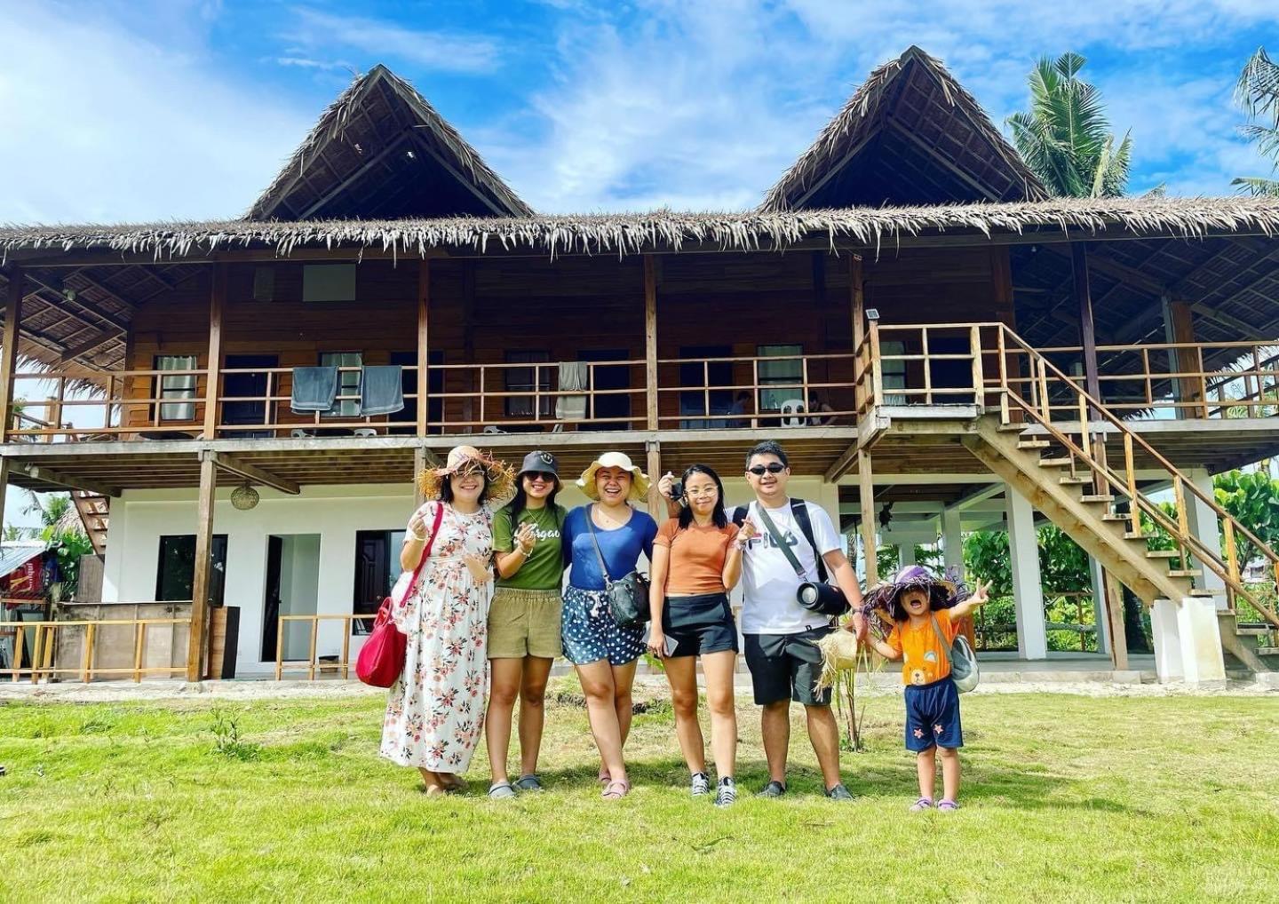 Siargao Sunflower Suites General Luna  Bagian luar foto