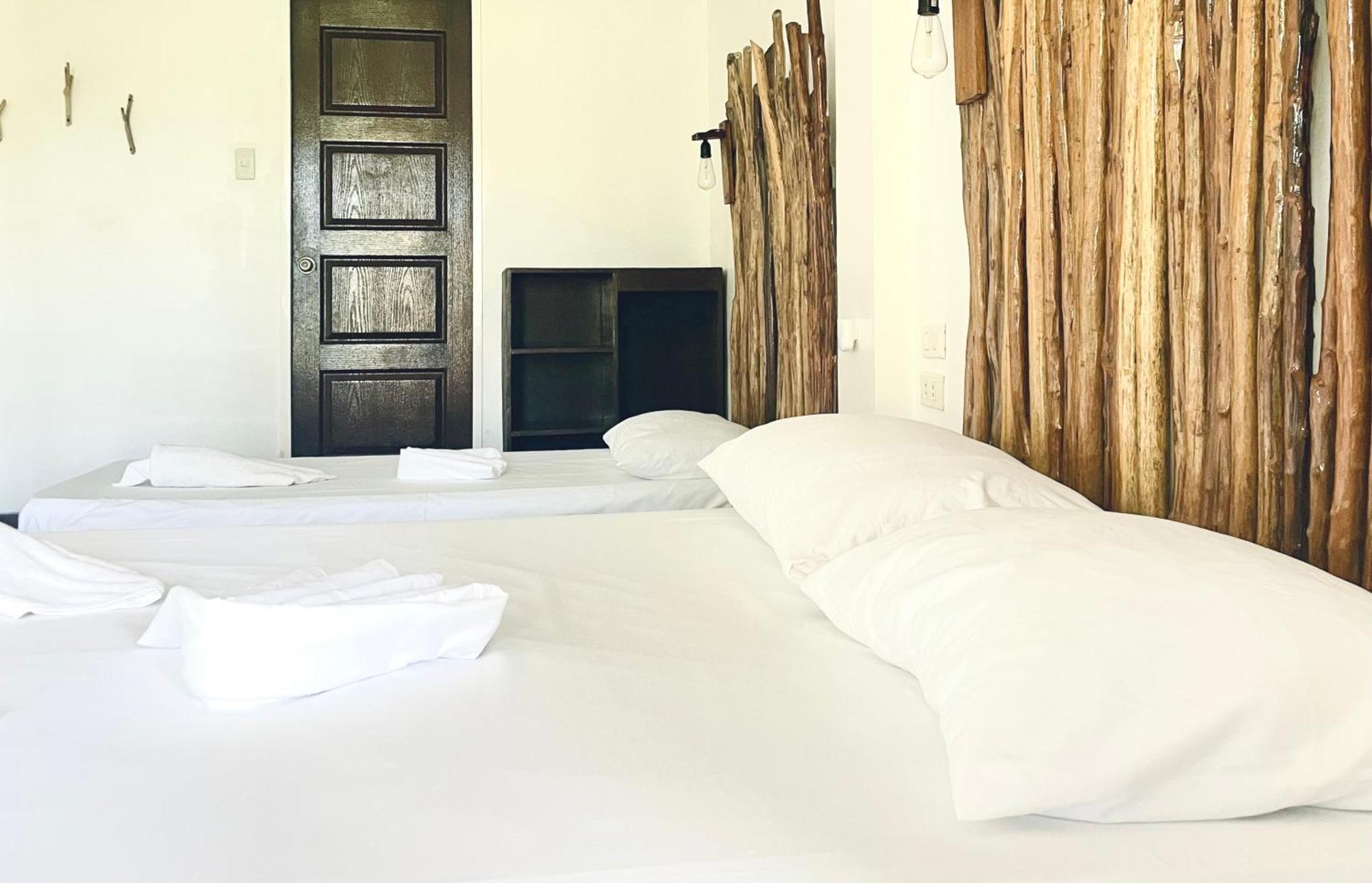Siargao Sunflower Suites General Luna  Bagian luar foto